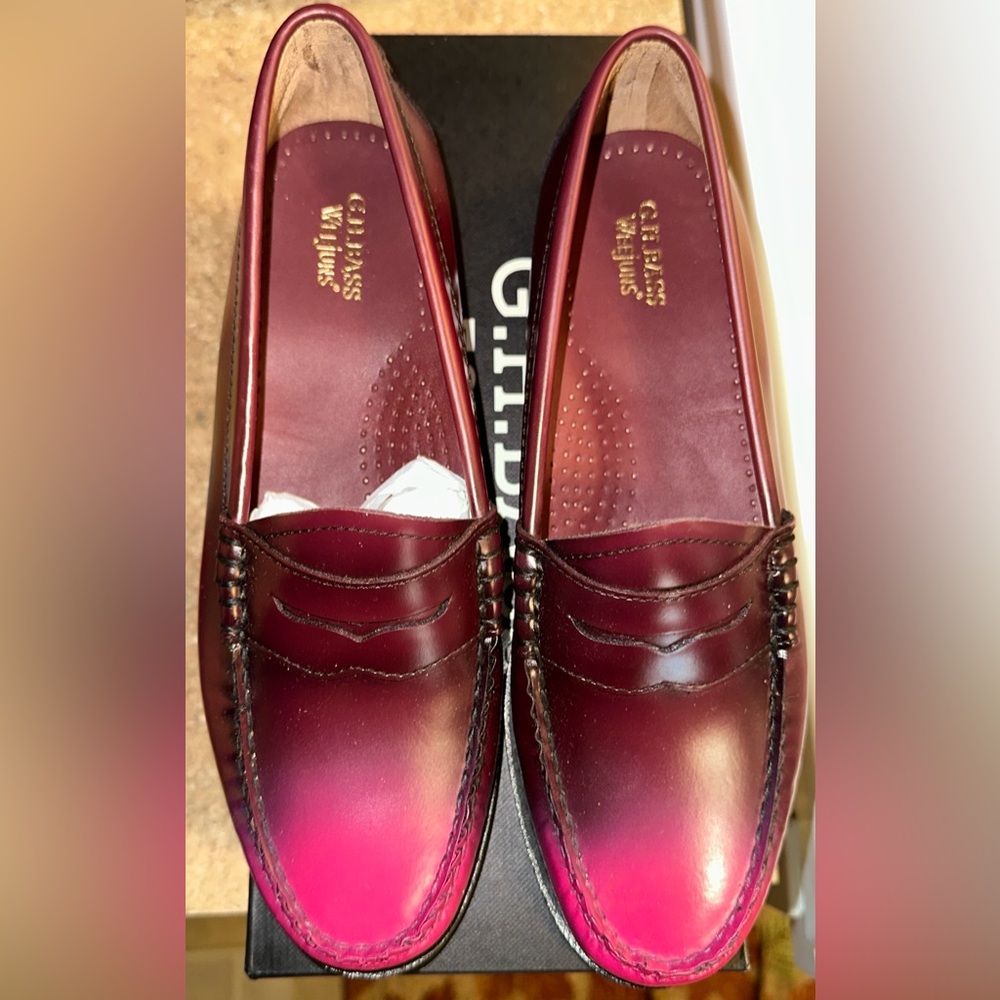 G.H. Bass & Co. Burgundy Ombre Whitney Loafers - Picture 3 of 8